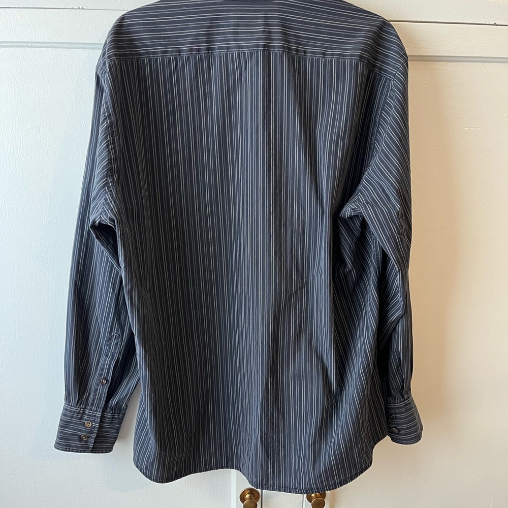 Faconnable Men’s Pinstriped Button Up Shirt Large Navy - Picture 7 of 9